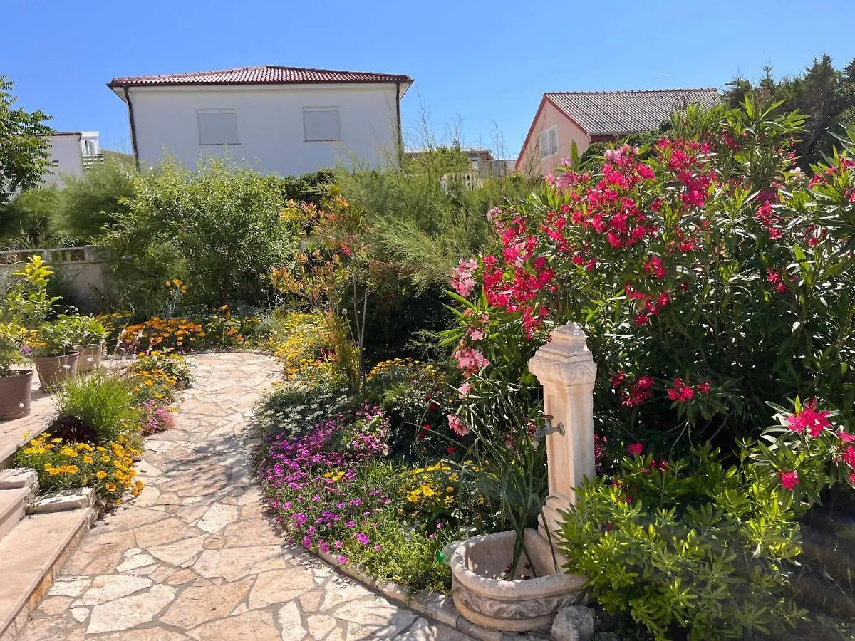 Apartments Jasna Razanac 0*,  Croatia